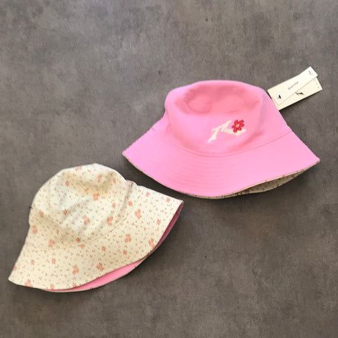 Spring time reversible bucket hat